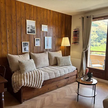 דירה Cozy Cocoon With Breathtaking View And Covered Parking *